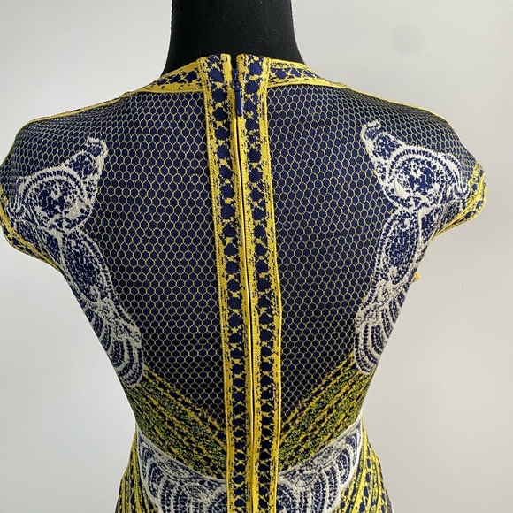 Herve Leger Unique Dress! Blue, Yellow & Cream Size XS - Picture 8 of 12